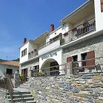 Pilion Terra 3* Portariá